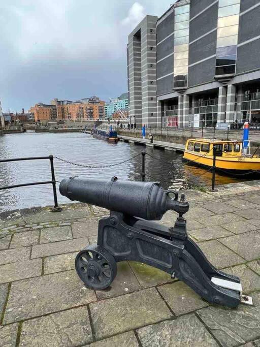 Leeds Clarence Dock 2 Bedroom Apt Zewnętrze zdjęcie