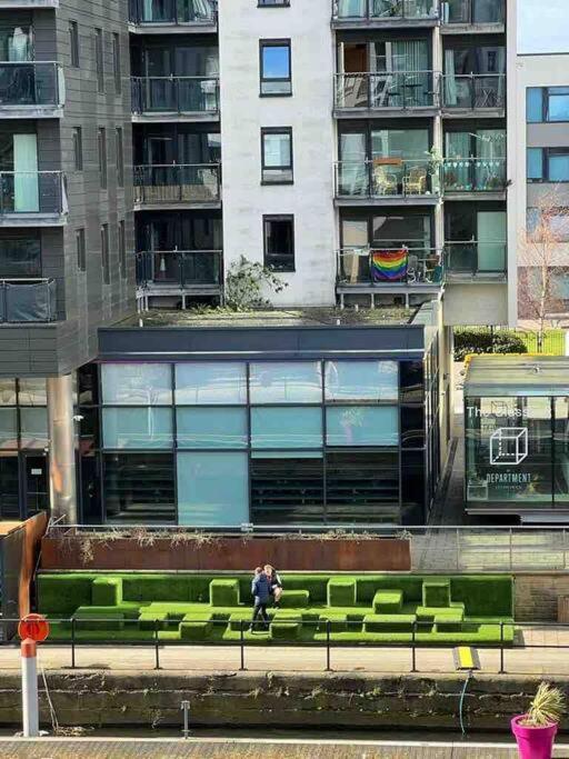 Leeds Clarence Dock 2 Bedroom Apt Zewnętrze zdjęcie