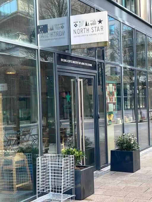 Leeds Clarence Dock 2 Bedroom Apt Zewnętrze zdjęcie