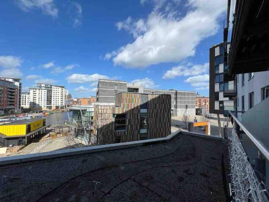 Leeds Clarence Dock 2 Bedroom Apt Zewnętrze zdjęcie