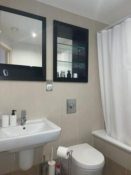 Leeds Clarence Dock 2 Bedroom Apt Zewnętrze zdjęcie